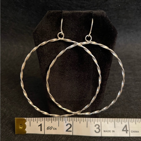 NATIVE AMERICAN STERLING SILVER HANDMADE HOOP EARRINGS - Picture 4 of 5